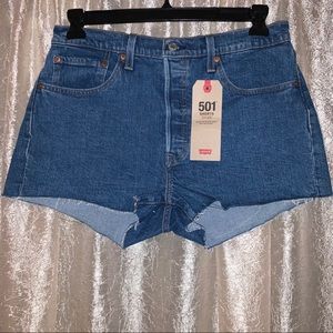 Levi’s 501 Shorts - High Rise